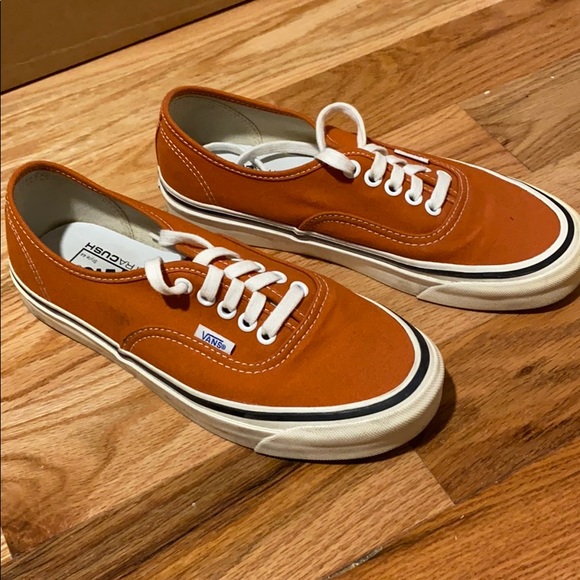 burnt orange vans